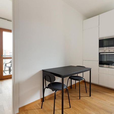 Milan Comfy Apartment X3 - With Balcony ภายนอก รูปภาพ