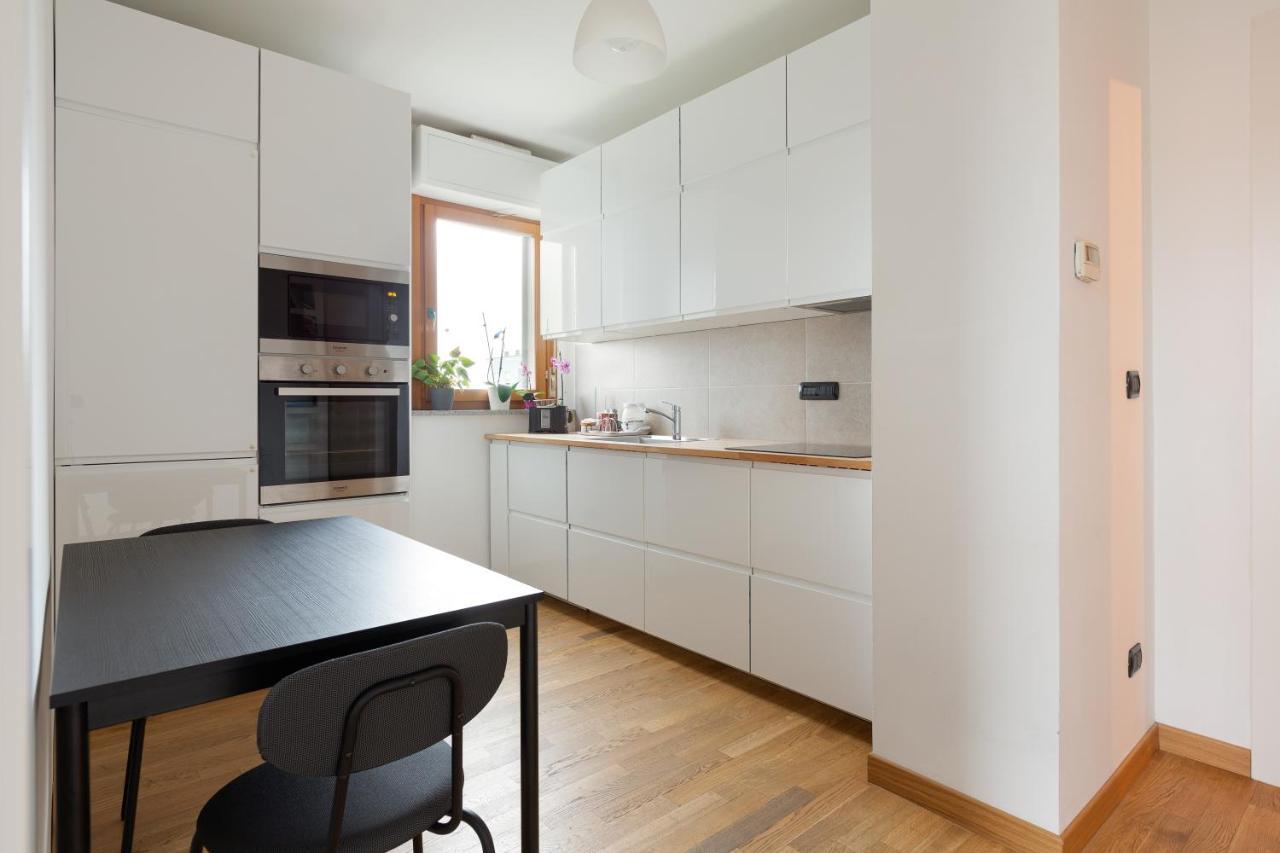 Milan Comfy Apartment X3 - With Balcony ภายนอก รูปภาพ